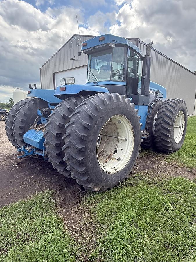 Used 1997 New Holland 9682