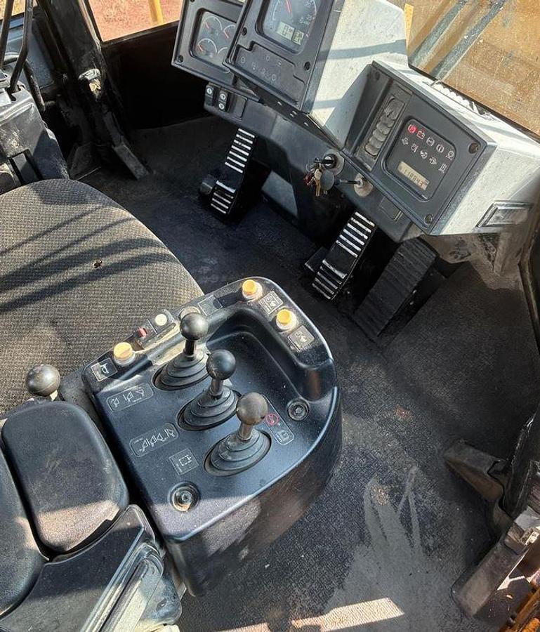 Used 2011 CATERPILLAR 988H Wheel Loader