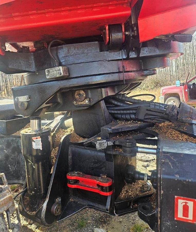 Used 2014 KOMATSU 931.1 Harvester