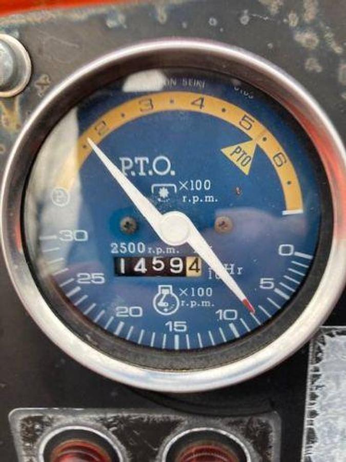 Used 1984 Allis Chalmers Tractor