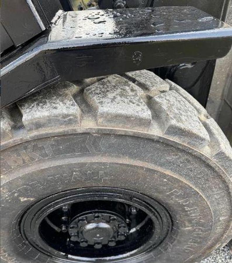 Used 2006 Yale GDP100MJ