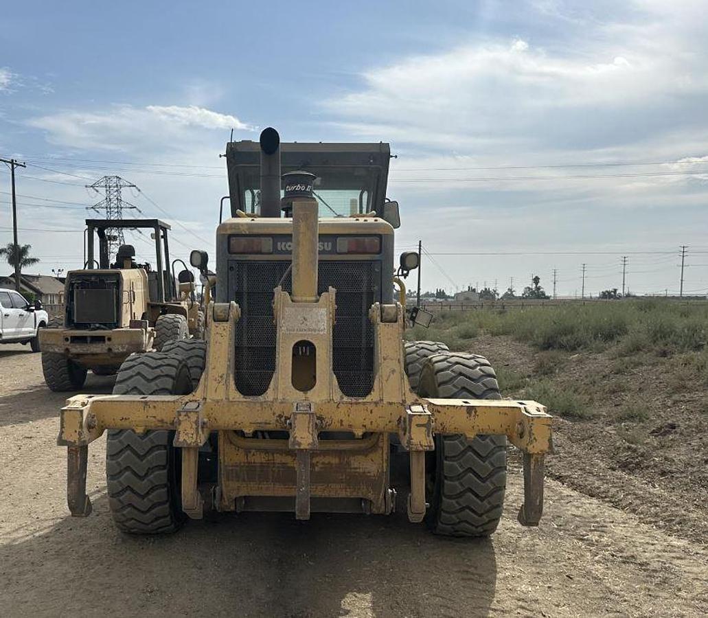 Used 2008 Komatsu GD655-3E0 Motor Grader