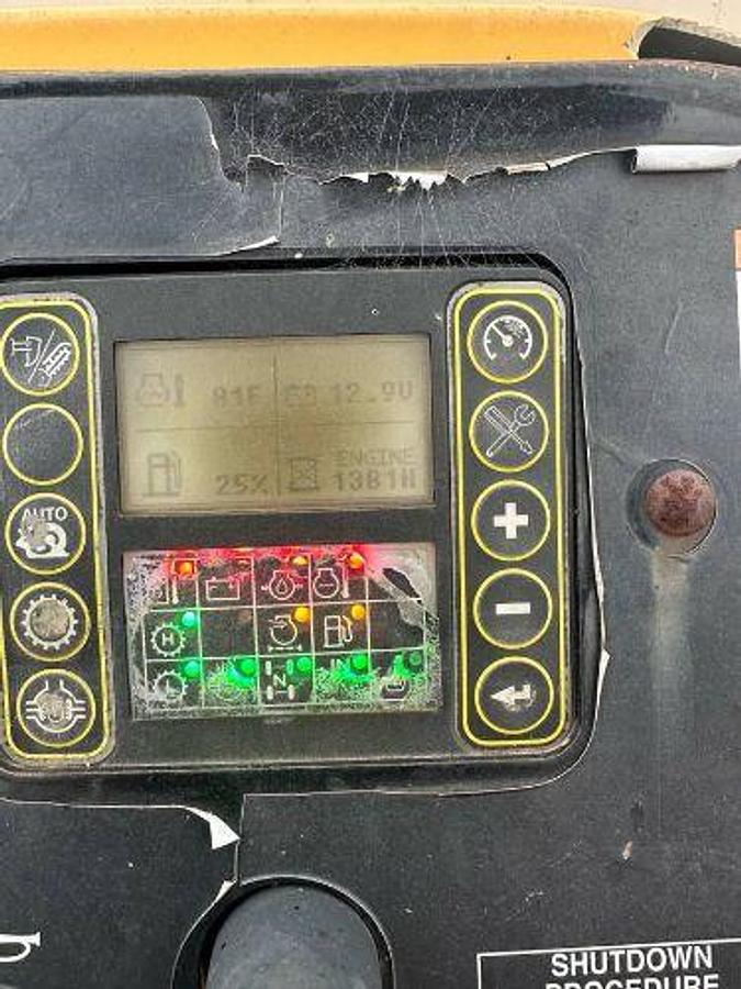 Used 2014 VERMEER RTX750 Trencher