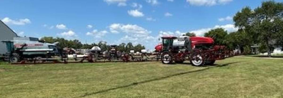 Used 2016 Case IH Patriot 4440 Self-Propelled Sprayer
