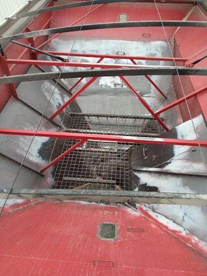 Used 2013 Brent 1082 Grain Cart