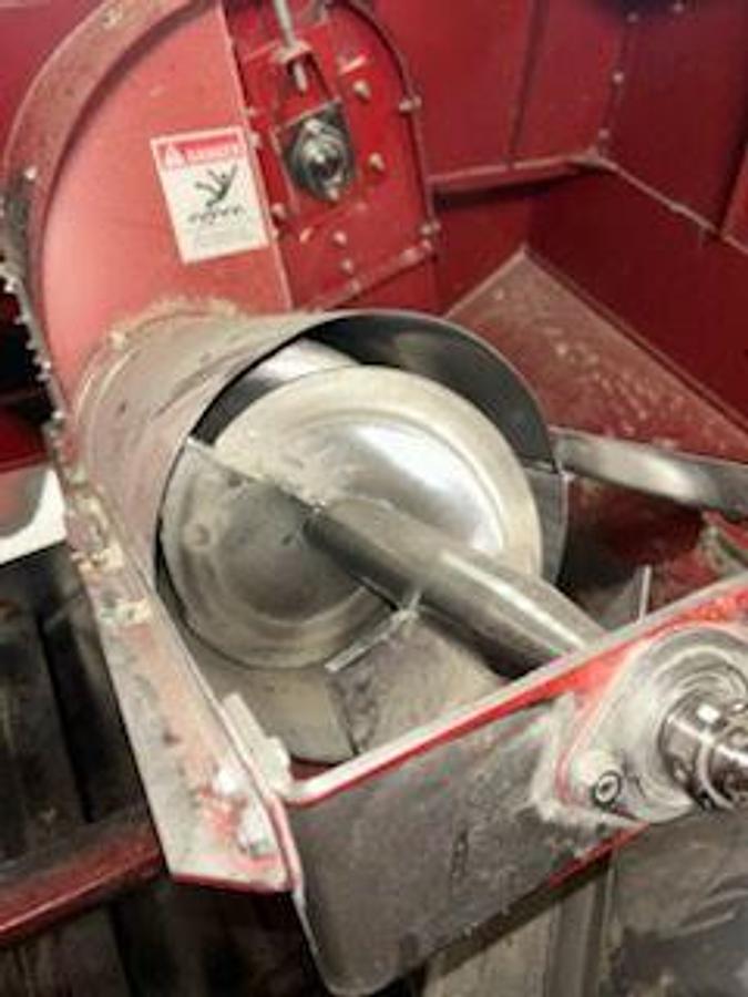 Used 2006 Case IH 2377 Combine