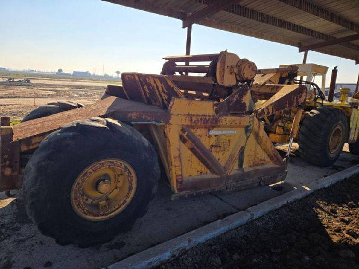 Used 1970 JOHN DEERE 760A