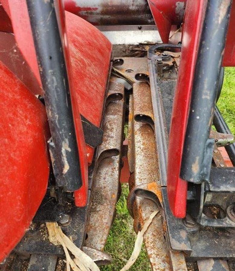 Used 2006 Case IH 2412 Row Crop Header