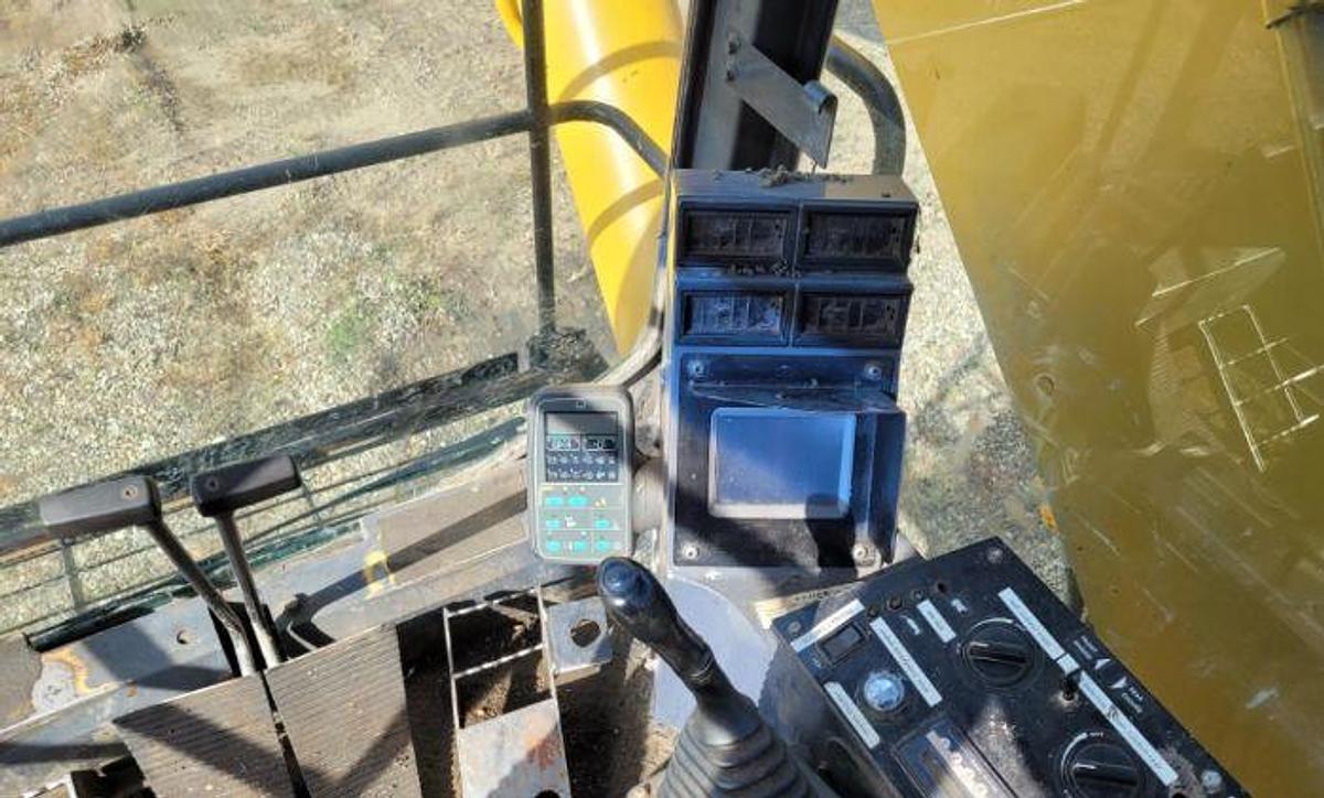 Used 2000 KOMATSU PC 1800-6