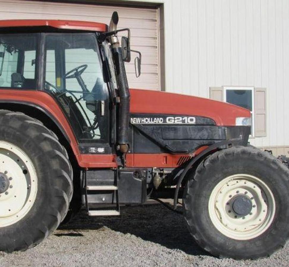 Used 2000 NEW HOLLAND G210