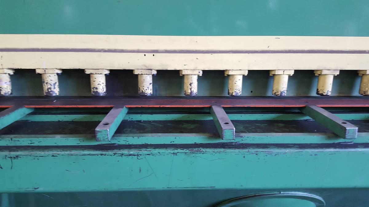 Used Metal Shear