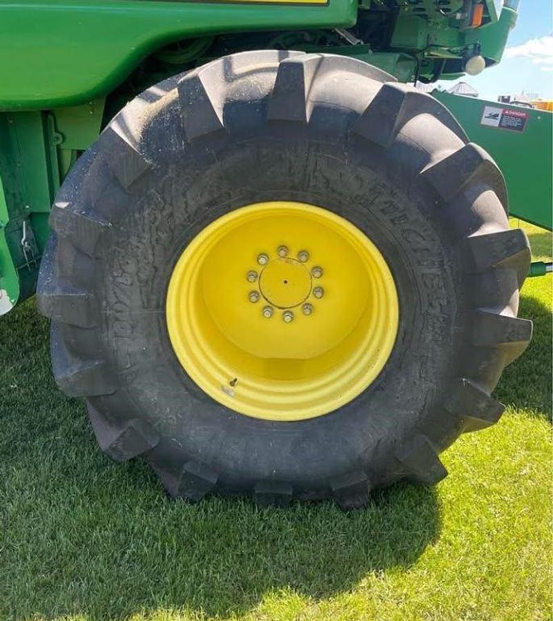 Used 2004 JOHN DEERE 9660 WTS