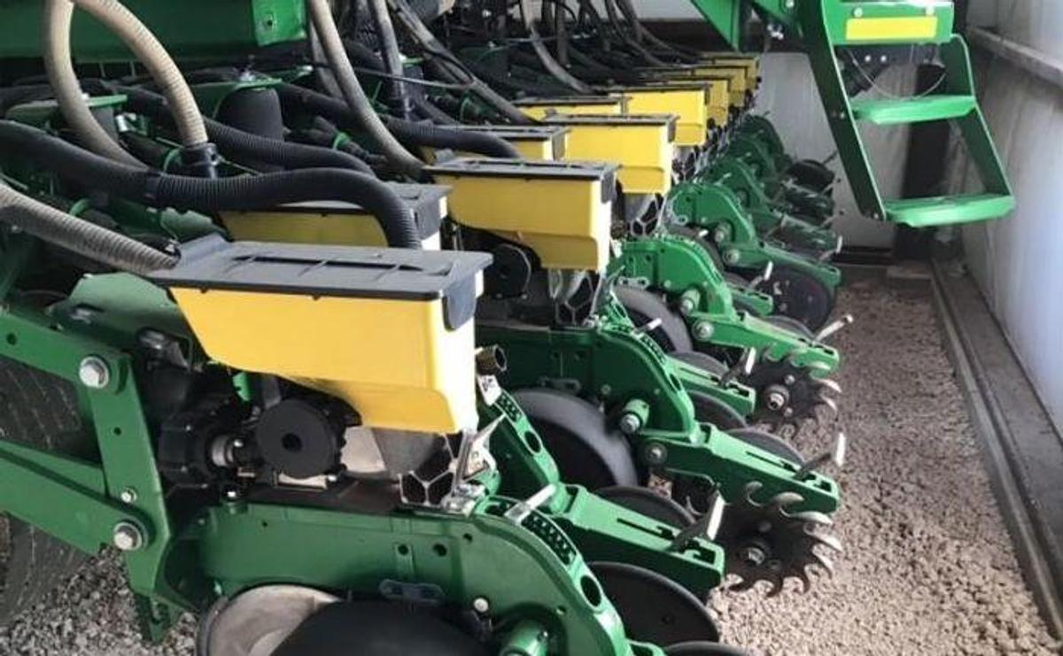 Used 2020 JOHN DEERE DB60