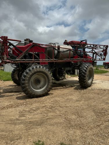 2001 Case IH 7788 Sprayer