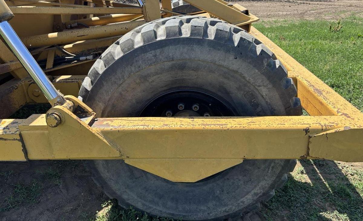 Used 2012 Holcomb 1200 Pull Scraper