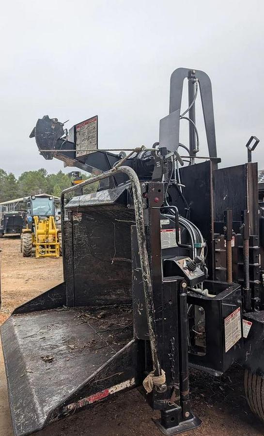 Used 2021 BANDIT INTIMIDATOR 21XP Chipper