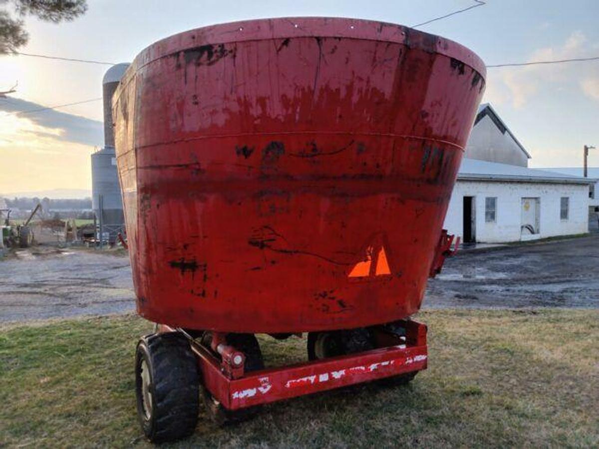 Used Unknown NDE 500 Vertical Mixer