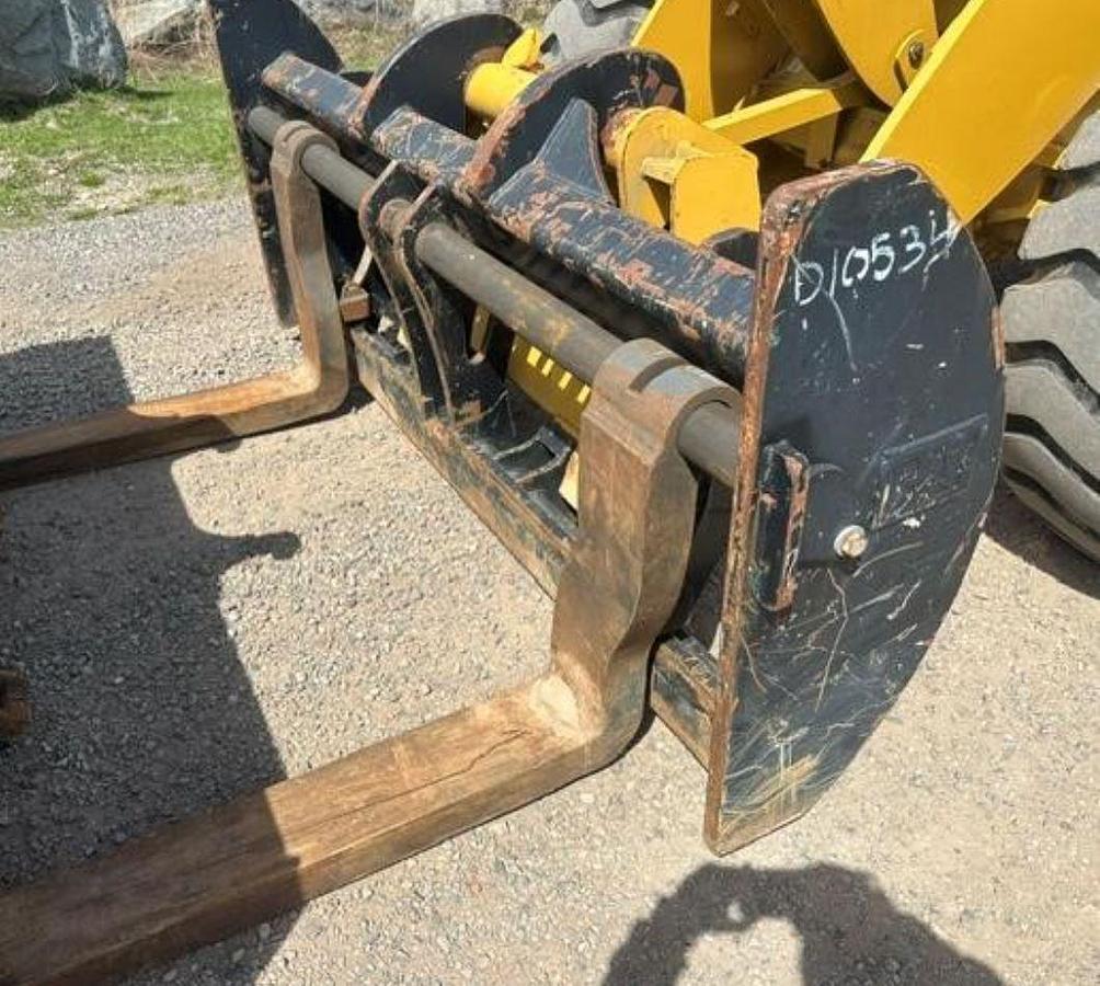 Used 2018 Caterpillar 926M
