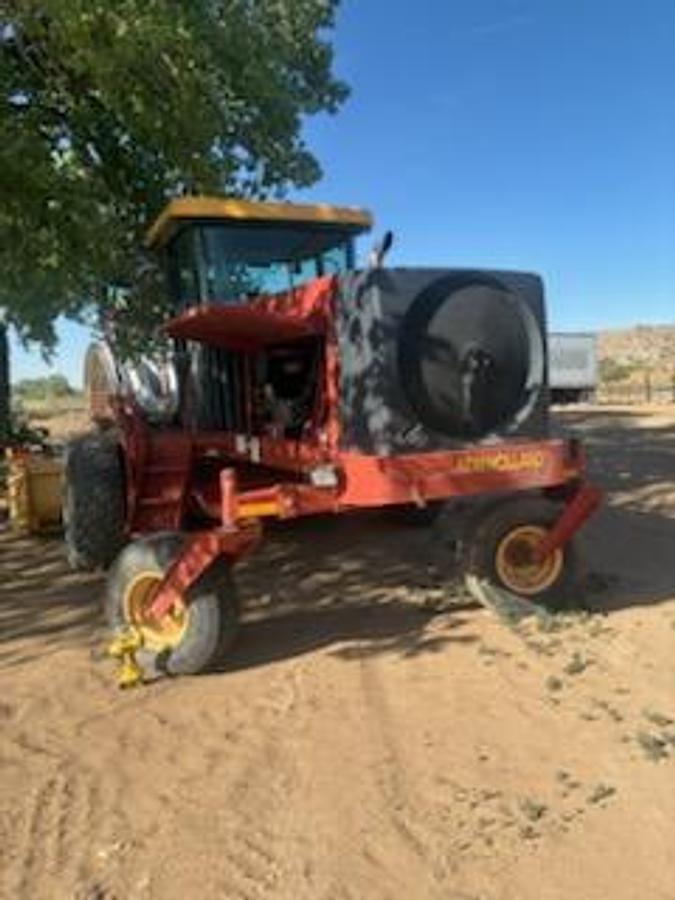 Used 2006 New Holland Hw340 Swather