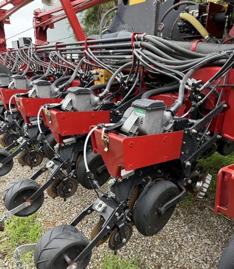 Used 2010 CASE IH 1250