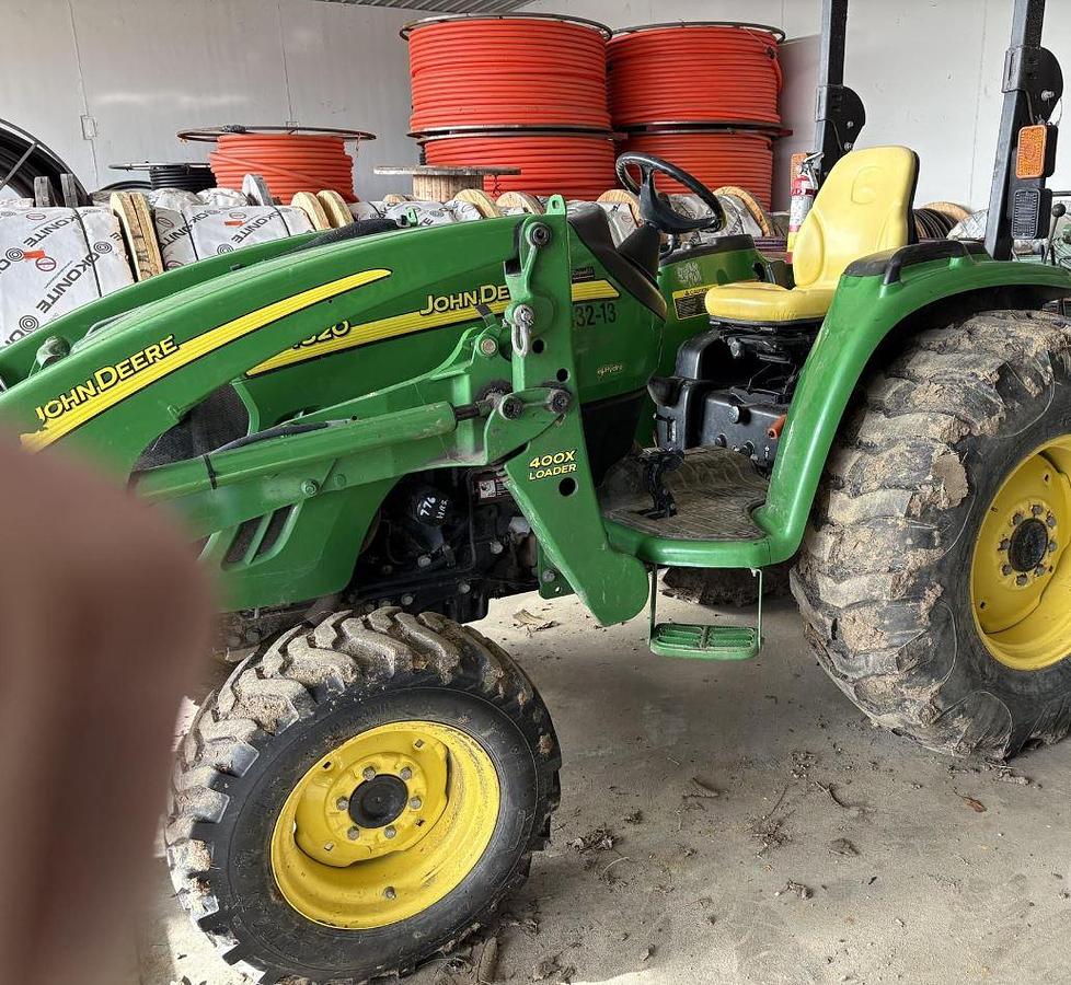 Used 2013 John Deere 4320