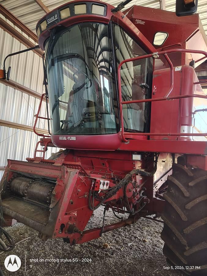 Used 1999 Case 2388H Combine