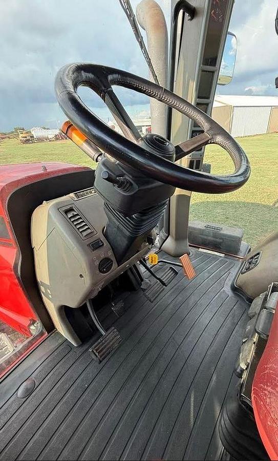 Used 2011 CASE IH MAGNUM 340 Tractor