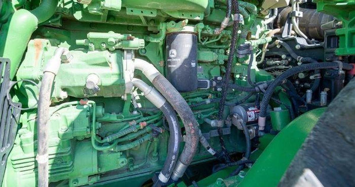 Used 2016 JOHN DEERE 9620RX