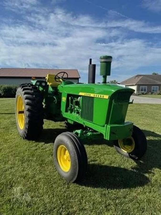 Used 1971 John Deere 4020