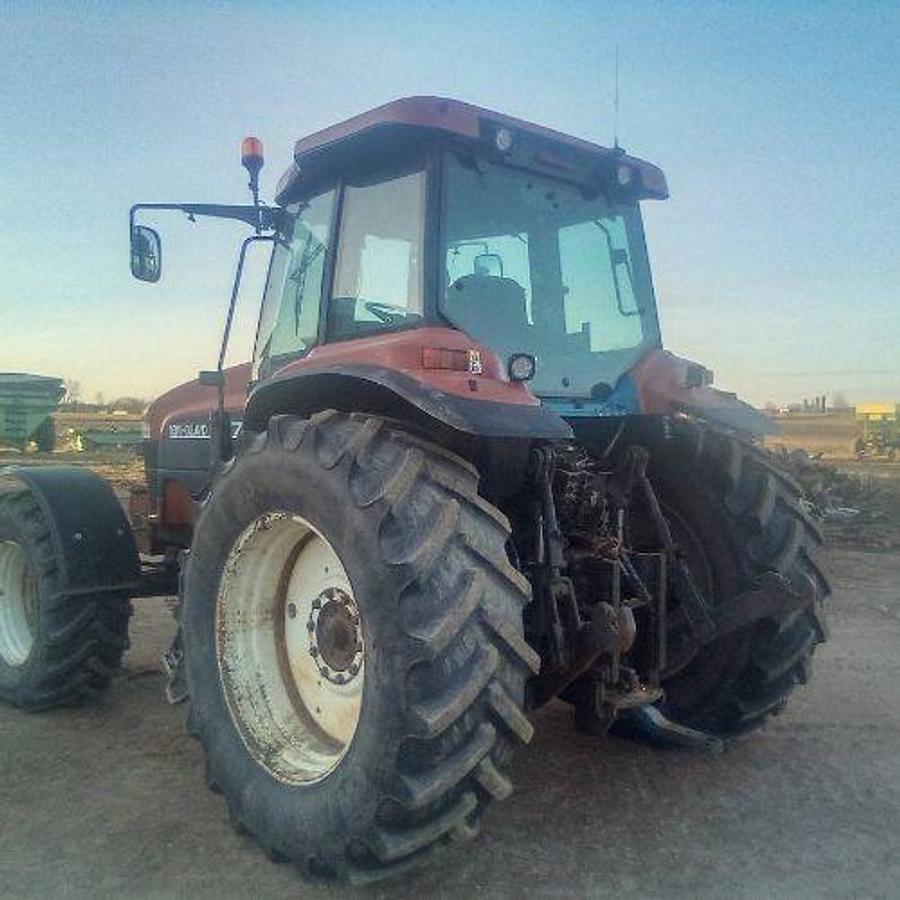 Used 1997 NEW HOLLAND G170