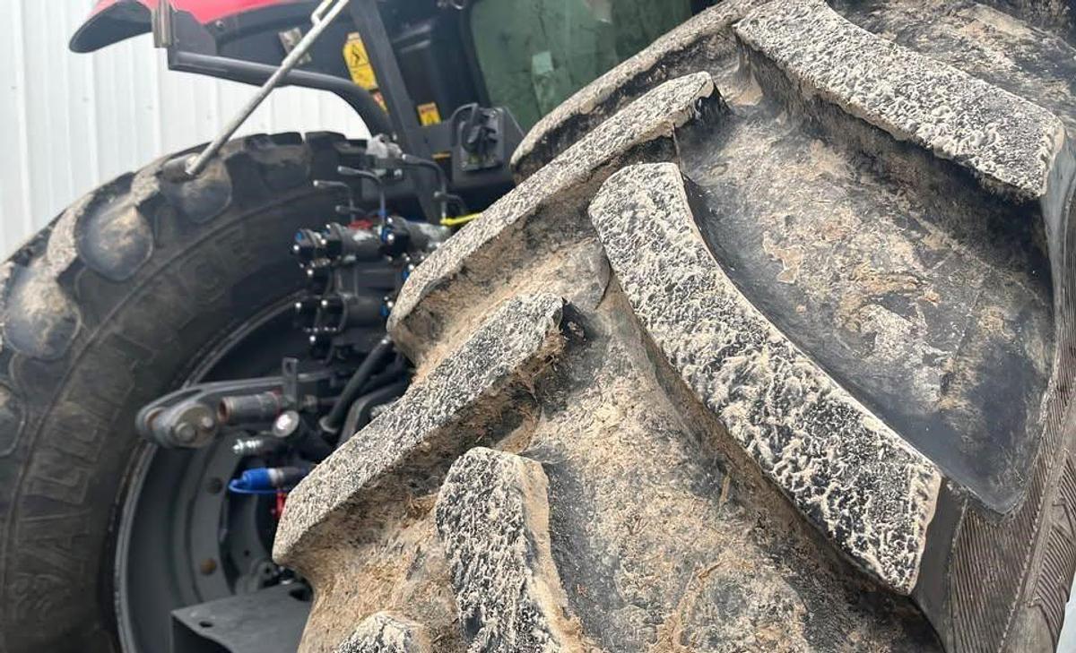 Used 2014 Massey Ferguson 8660