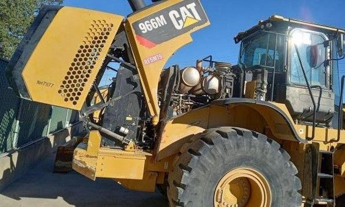 Used 2015 Caterpillar 966M