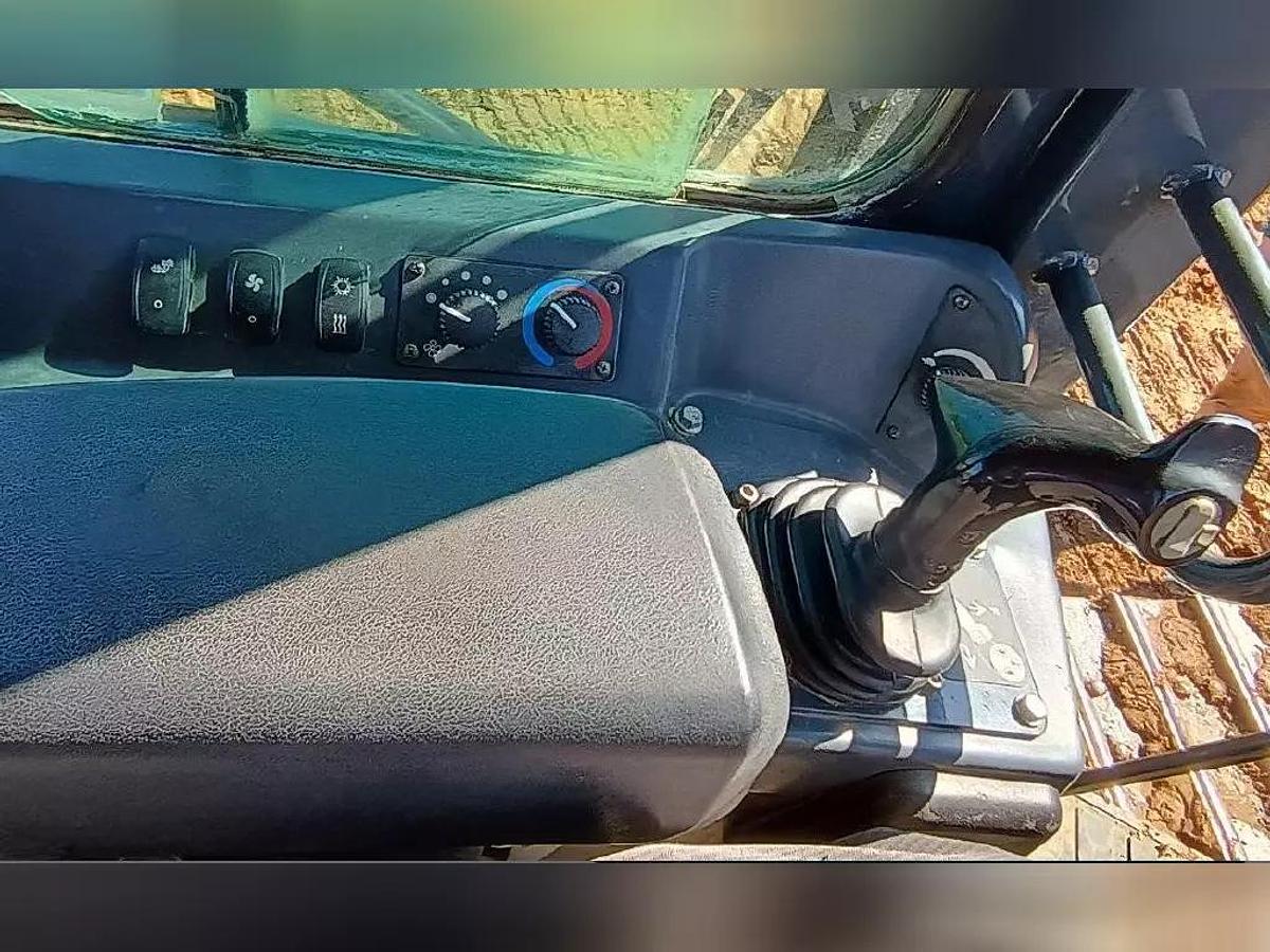 Used 2014 John Deere 650K XLT Crawler Dozer