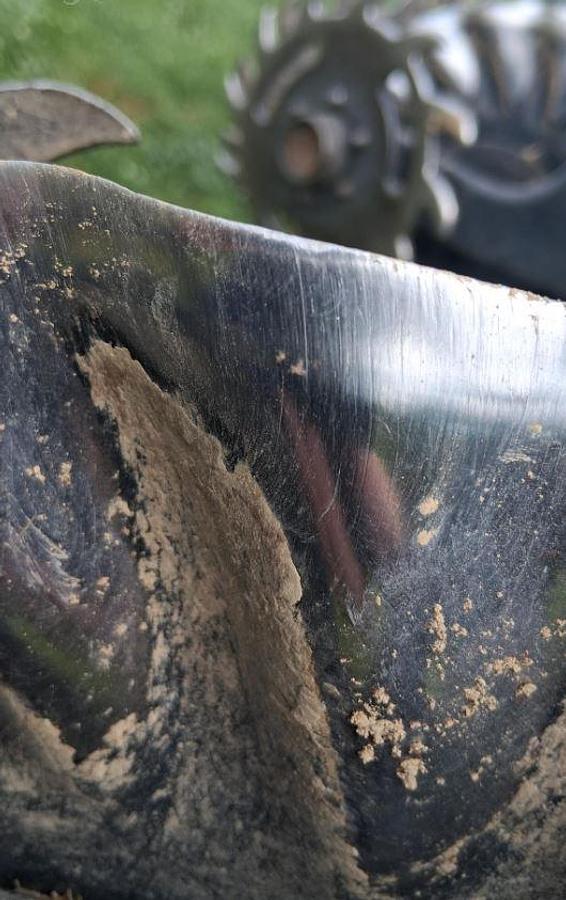 Used 2009 Kinze 3600 Planter