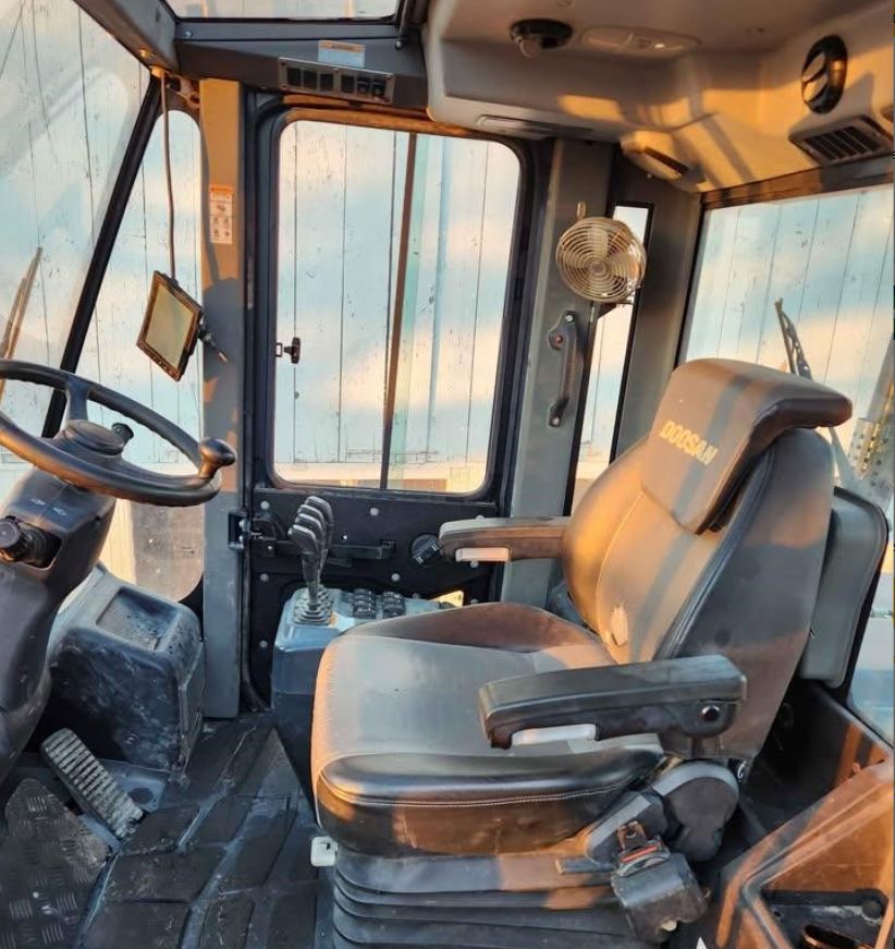 Used 2019 DOOSAN D160S-5