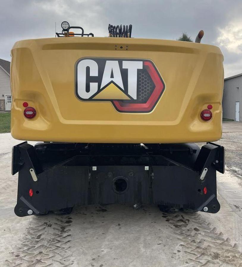 Used 2022 Caterpillar M322