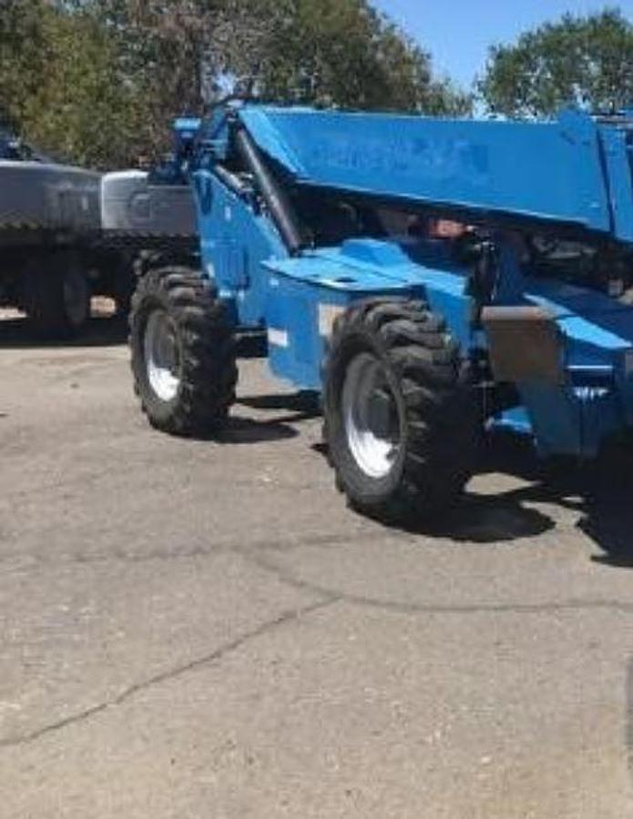 Used 2014 Genie GTH1056 Telehandler