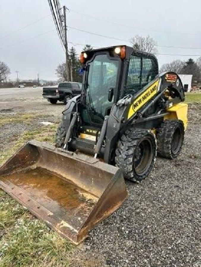 Used 2014 New Holland L225