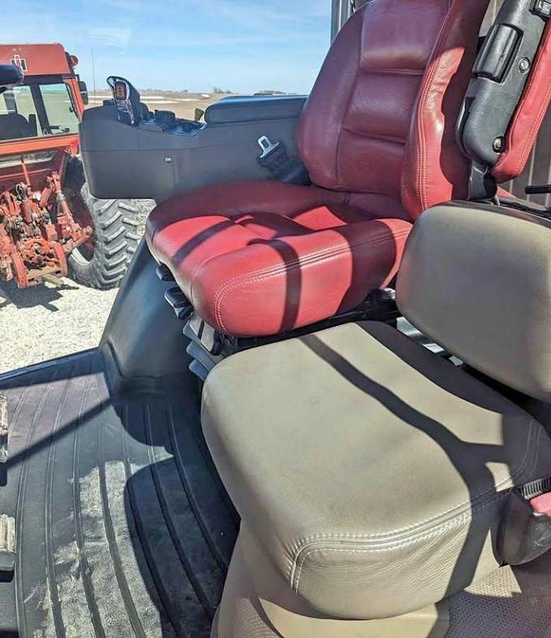 Used 2006 Case IH Magnum 305