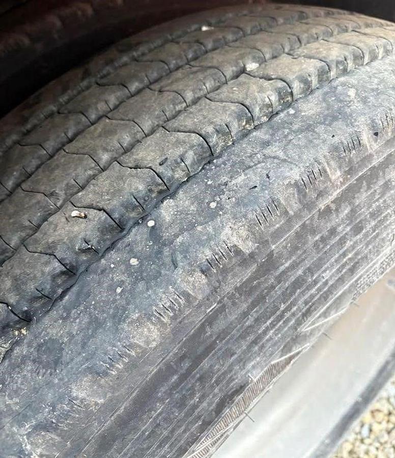 Used 2019 WILSON PSDCL-402H Livestock Trailer