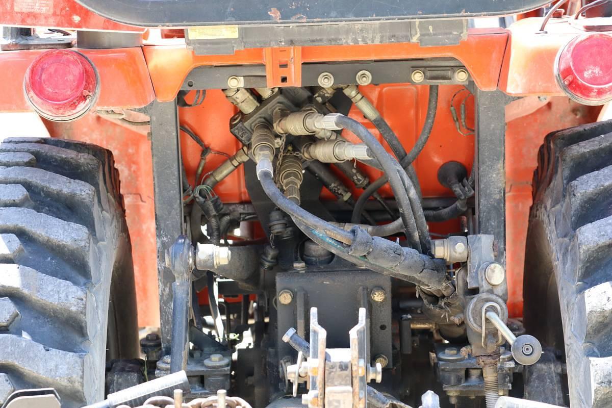 Used 2005 AGCO ST33DA