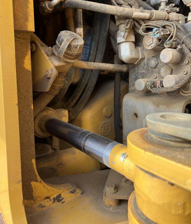 Used 2014 Deere 624K