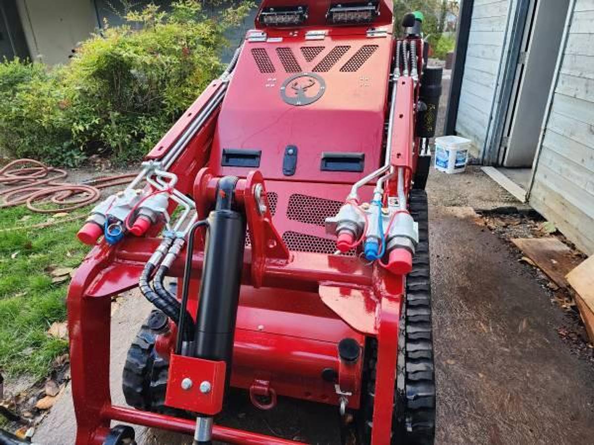 Used 2022 Stag T1425 Mini Skid Steer
