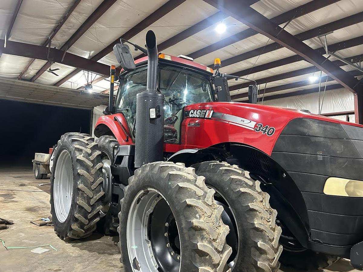 Used 2015 Case International Magnum 340 Tractor
