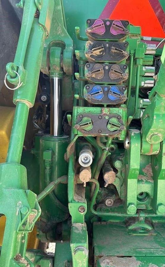 Used 2016 John Deere 8370R Tractor