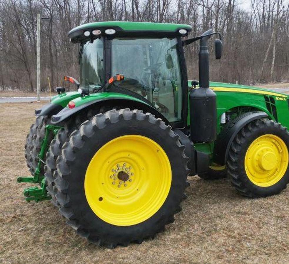 Used 2012 JOHN DEERE 8285R