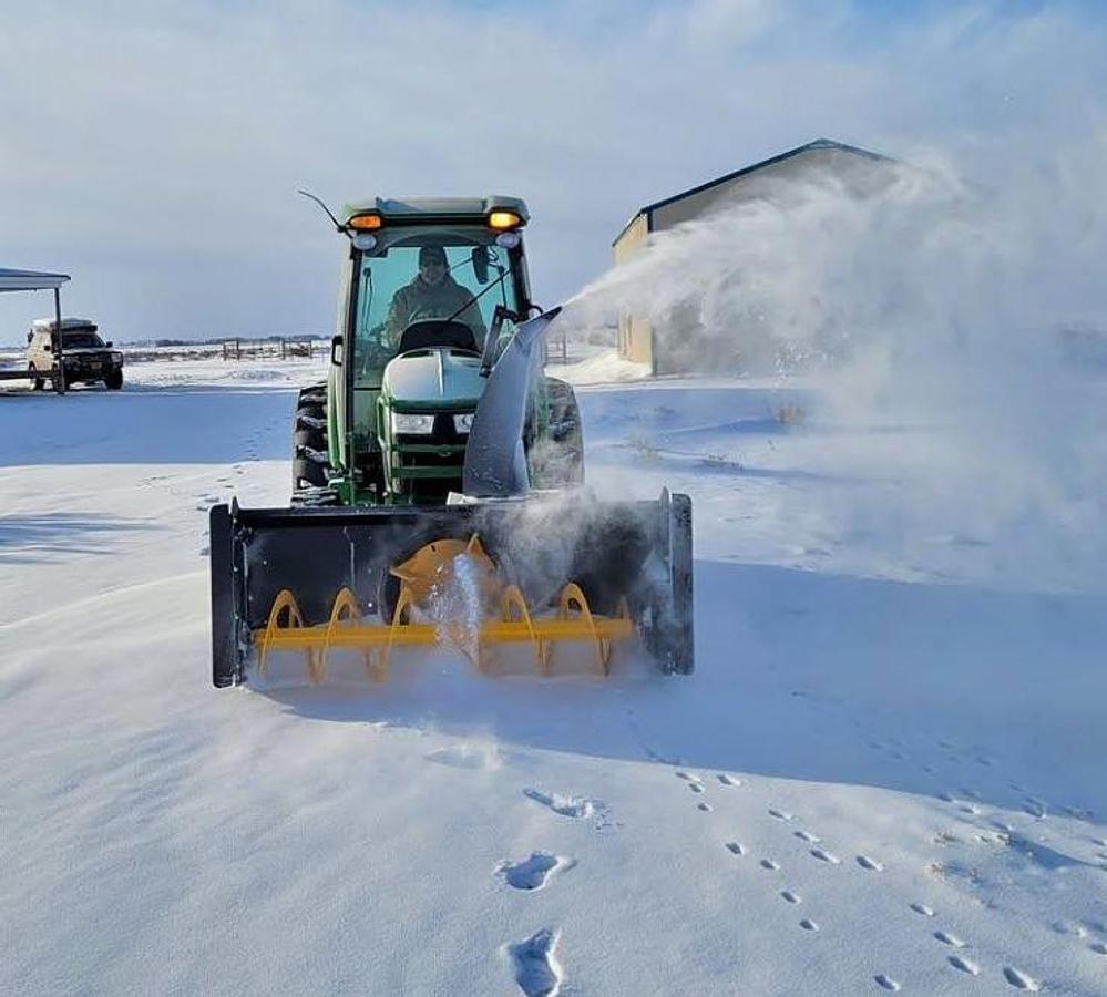 Used 2022 ERSKINE 725FM Snowblower