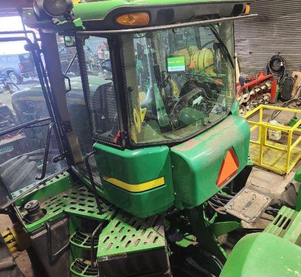 Used 2010 JOHN DEERE 9430