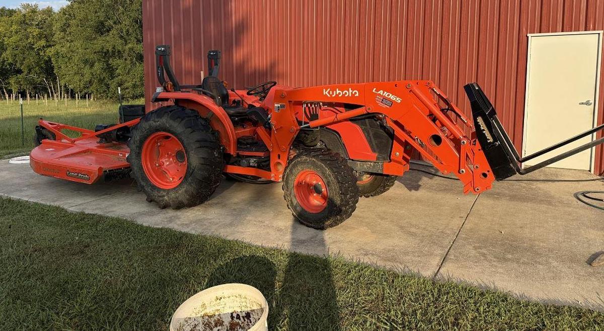 Used 2023 KUBOTA MX5400