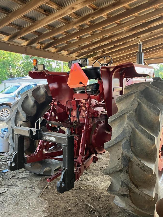 Used 1969 International 856